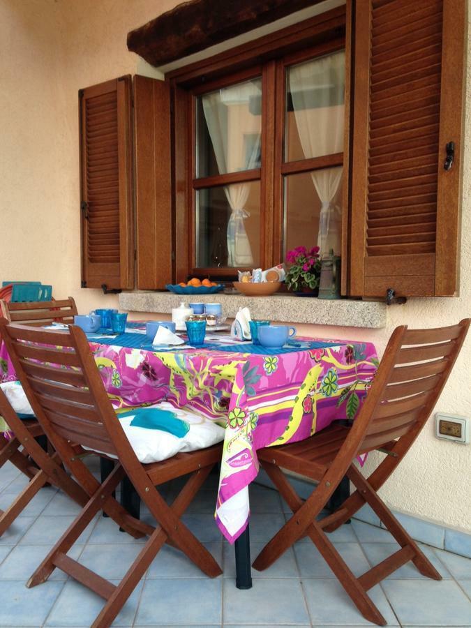 Tiffany Palau Bed & Breakfast Exterior foto